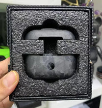 Load image into Gallery viewer, Carbon Fiber Bluetooth Earbuds Case