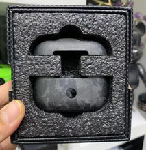 Load image into Gallery viewer, Carbon Fiber Bluetooth Earbuds Case