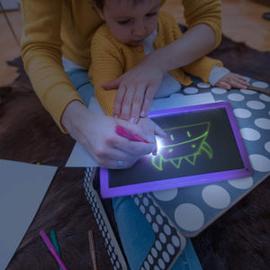 Light Up Drawing Kit Glow Draw