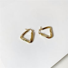 Load image into Gallery viewer, Geometric Hollow Triangle Earrings