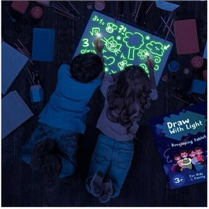 Light Up Drawing Kit Glow Draw