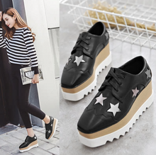 Load image into Gallery viewer, Women Fashion Brogue Platform Flats Thick Soled