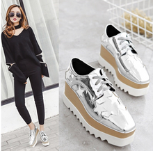 Load image into Gallery viewer, Women Fashion Brogue Platform Flats Thick Soled