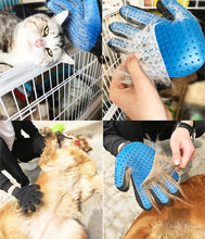 Load image into Gallery viewer, Pet Grooming Glove