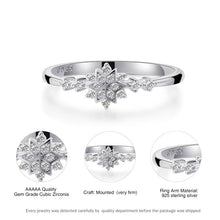 Load image into Gallery viewer, Luxury Female Flower Snowflake Ring