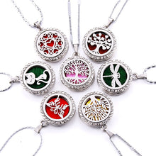 Load image into Gallery viewer, Aroma Locket Necklace Magnetic Stainless Steel Aromatherapy Essential Oil Diffuser