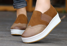 Load image into Gallery viewer, Women Flat Platform Loafers Suede Shoes Brogue Flatform Slip On