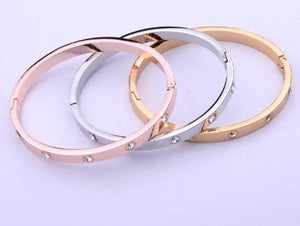 Women Bracelets & Bangles Open Cuff Design Stainless Steel Crystal Bracelets